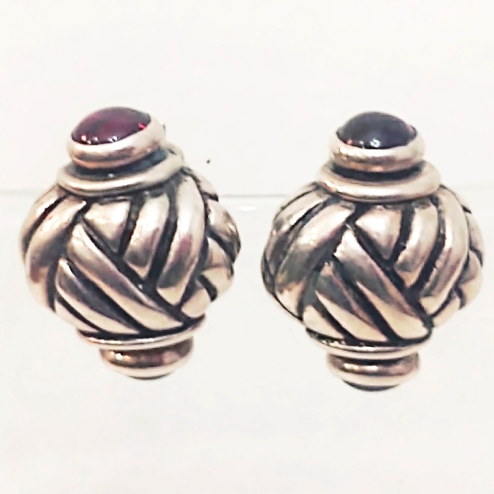 Stunning Vintage Basket Weave Sterling Silver Earrings with Garnets